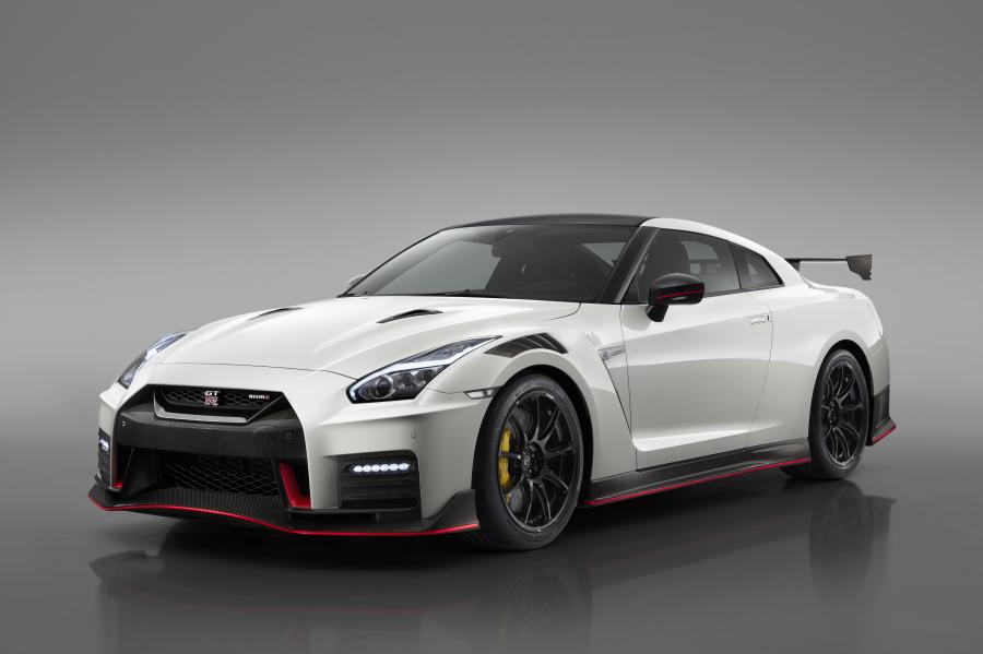  Nissan GT-R Nismo (R35) 2019 года  (WW) (фото 11 из 81)